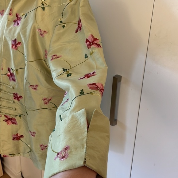 Vintage Asian Hand Embroidered Green Pink Flower 🌸 Jacket - Picture 4 of 7